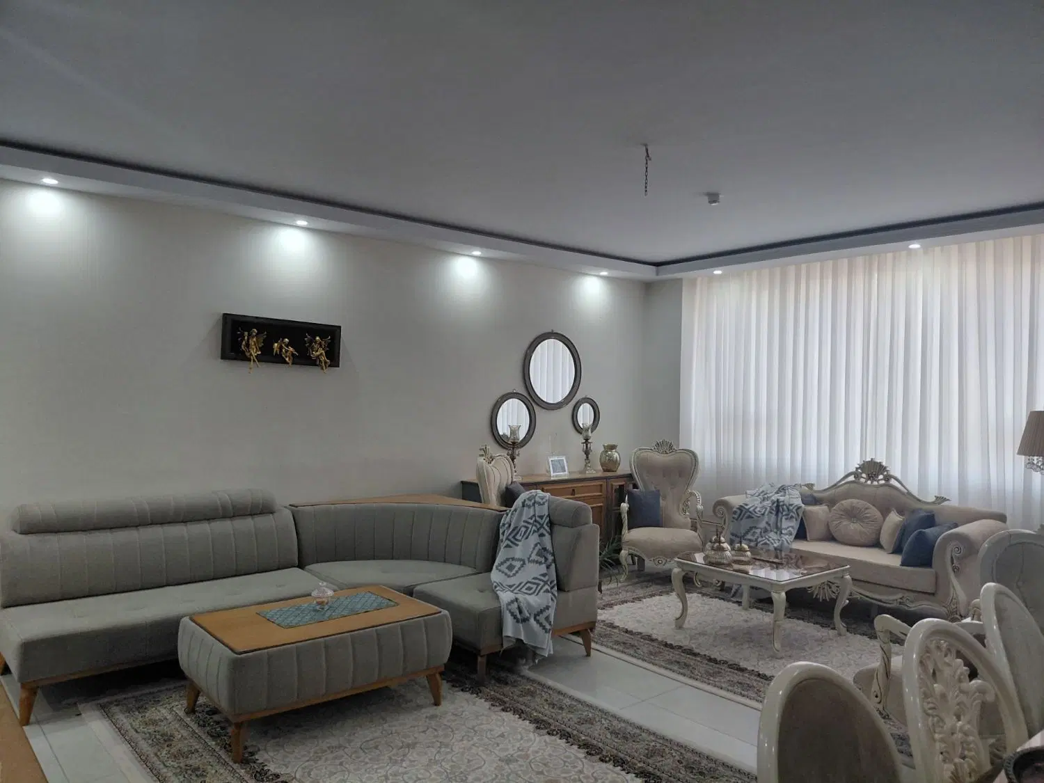فروش واحد۱۰۰متری خوش نقشه
