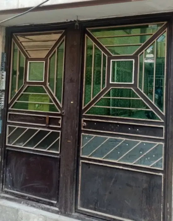 واحد زیر همکف فروشی