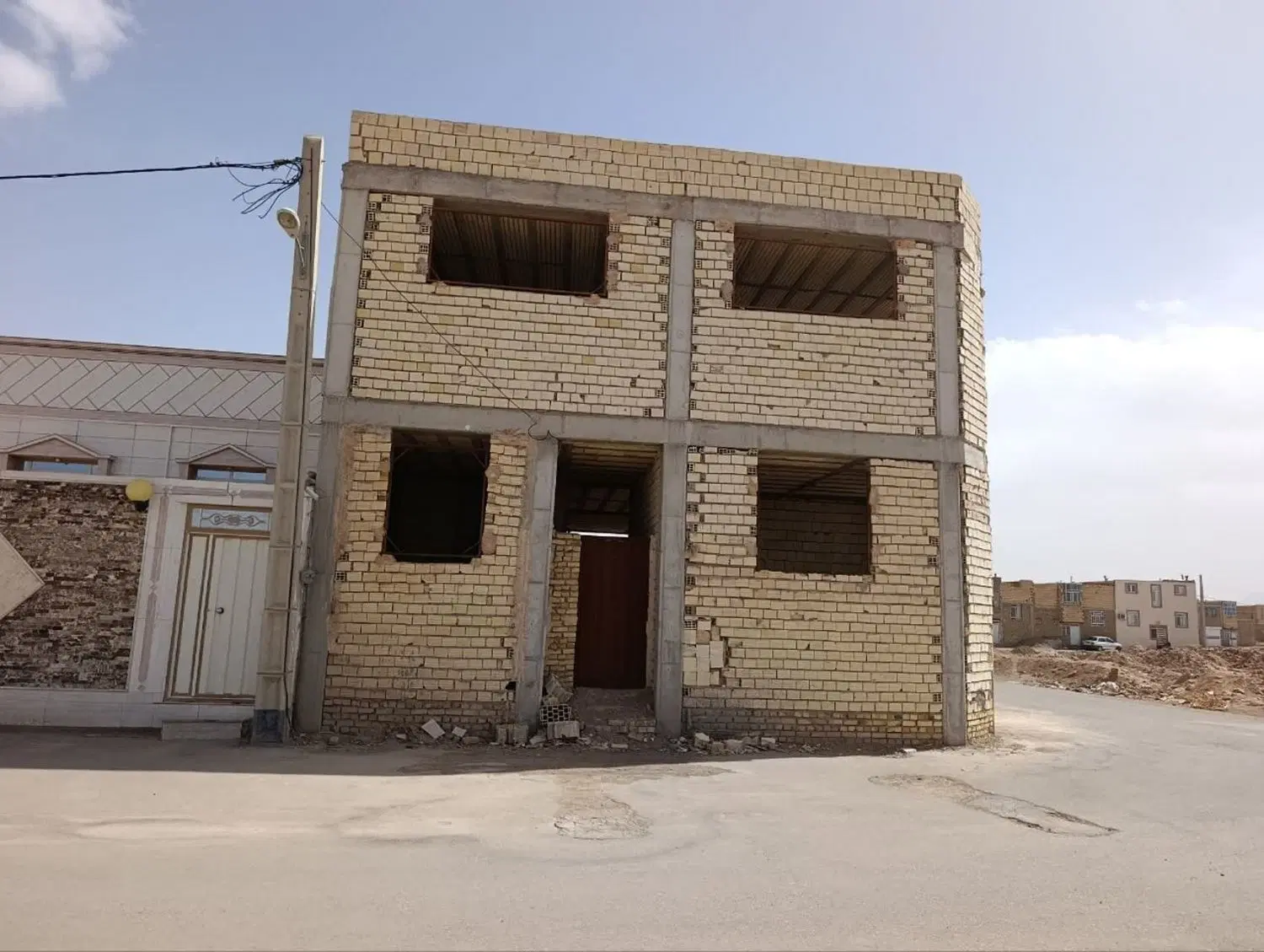 منزل نیمه ساز شهرک ولیعصر
