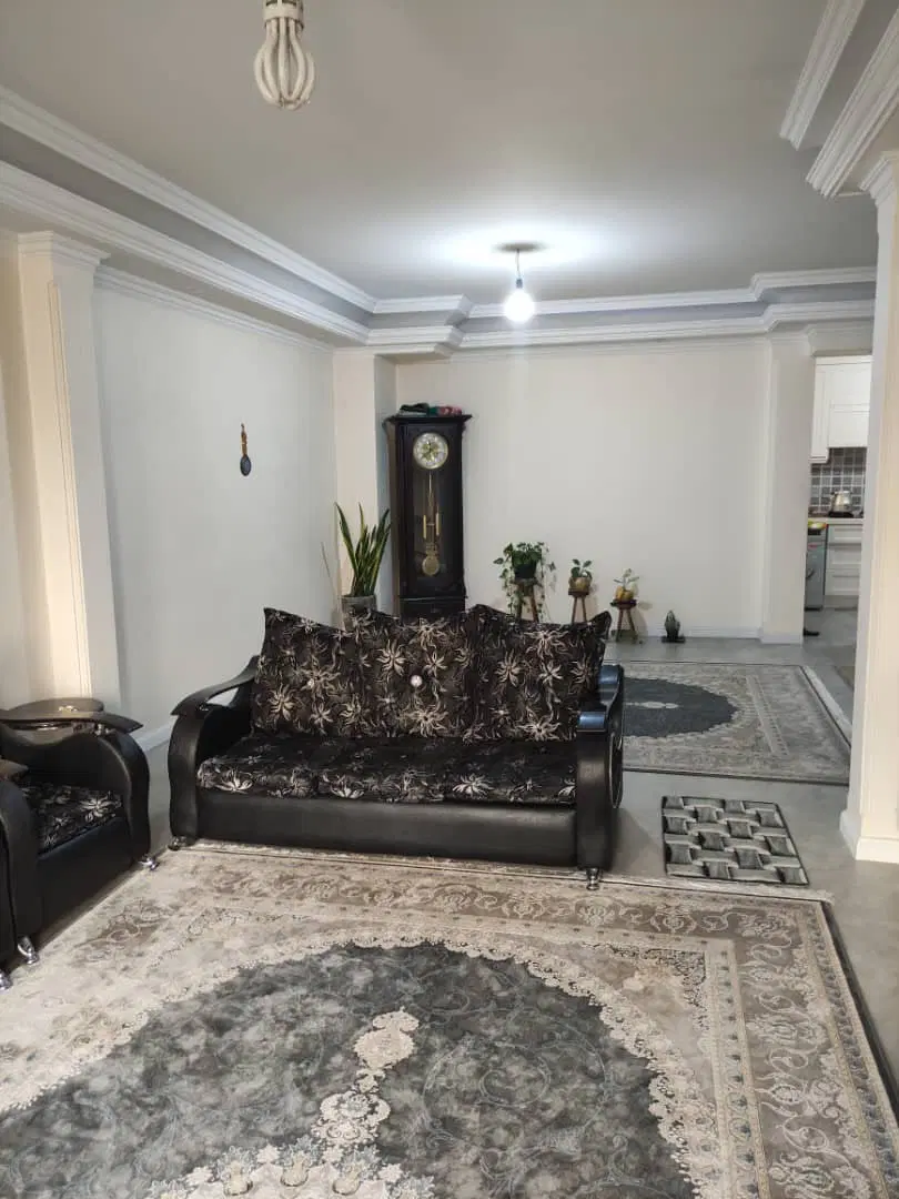 ۱۰۰ متر تهرانپارس غربی