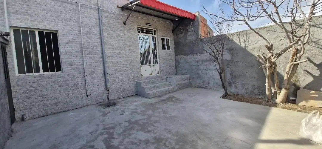 خانه ی ویلایی حیاط دار
