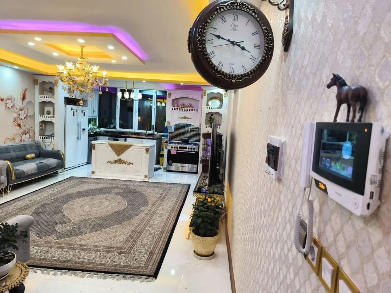 آپارتمان نوساز شیک