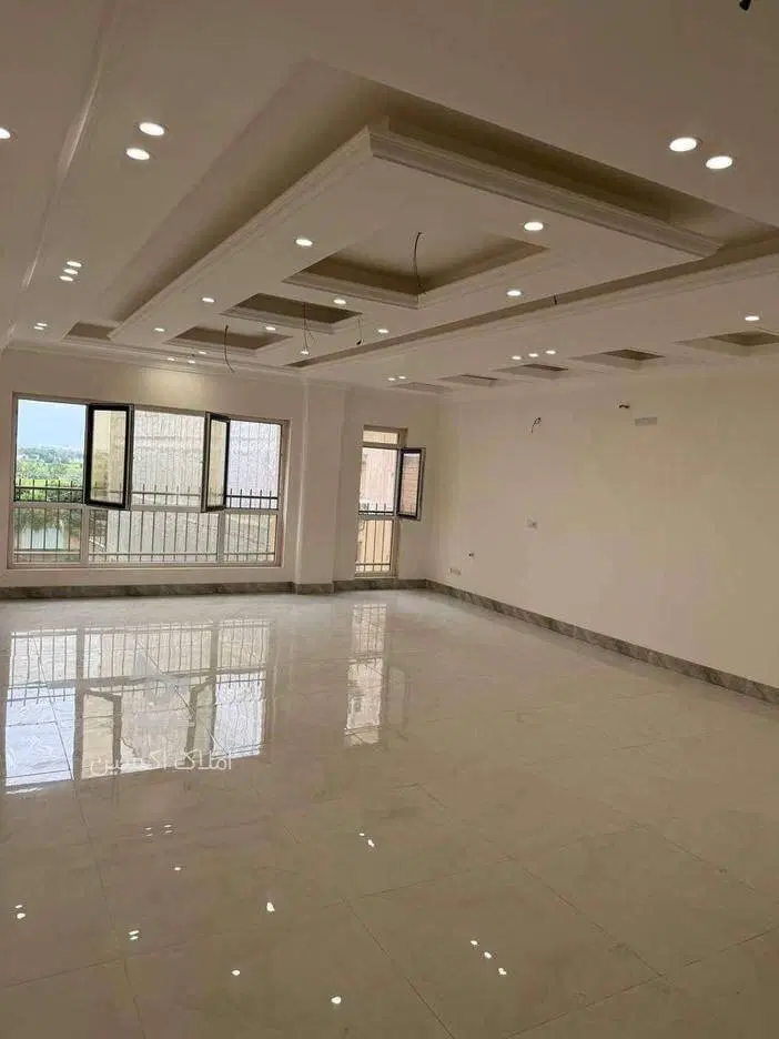 آپارتمان ۱۷۴ متر_۳خواب نور_کلیدنخورده_مطبخ دار