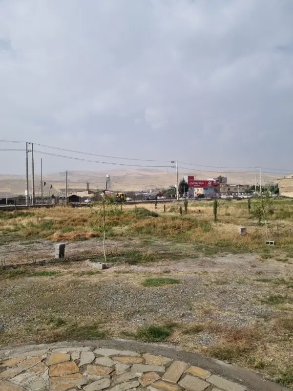 ۱۰۰۰۰ متر بر جاده اشنویه روبروی نوشابه