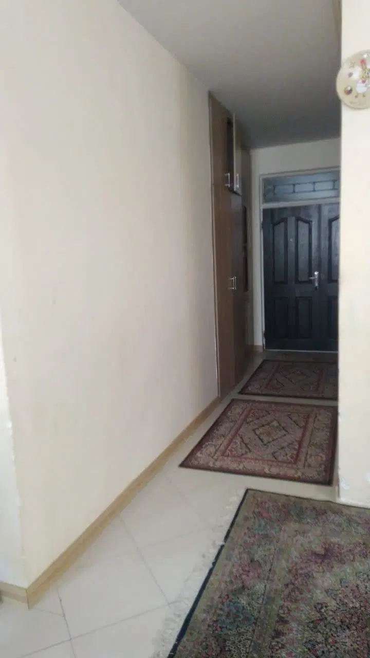 آپارتمان همتی فر