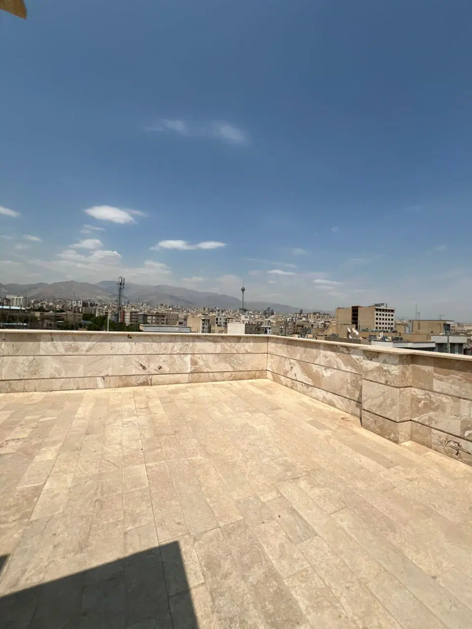 آپارتمان۷۰ متر دو خواب فول