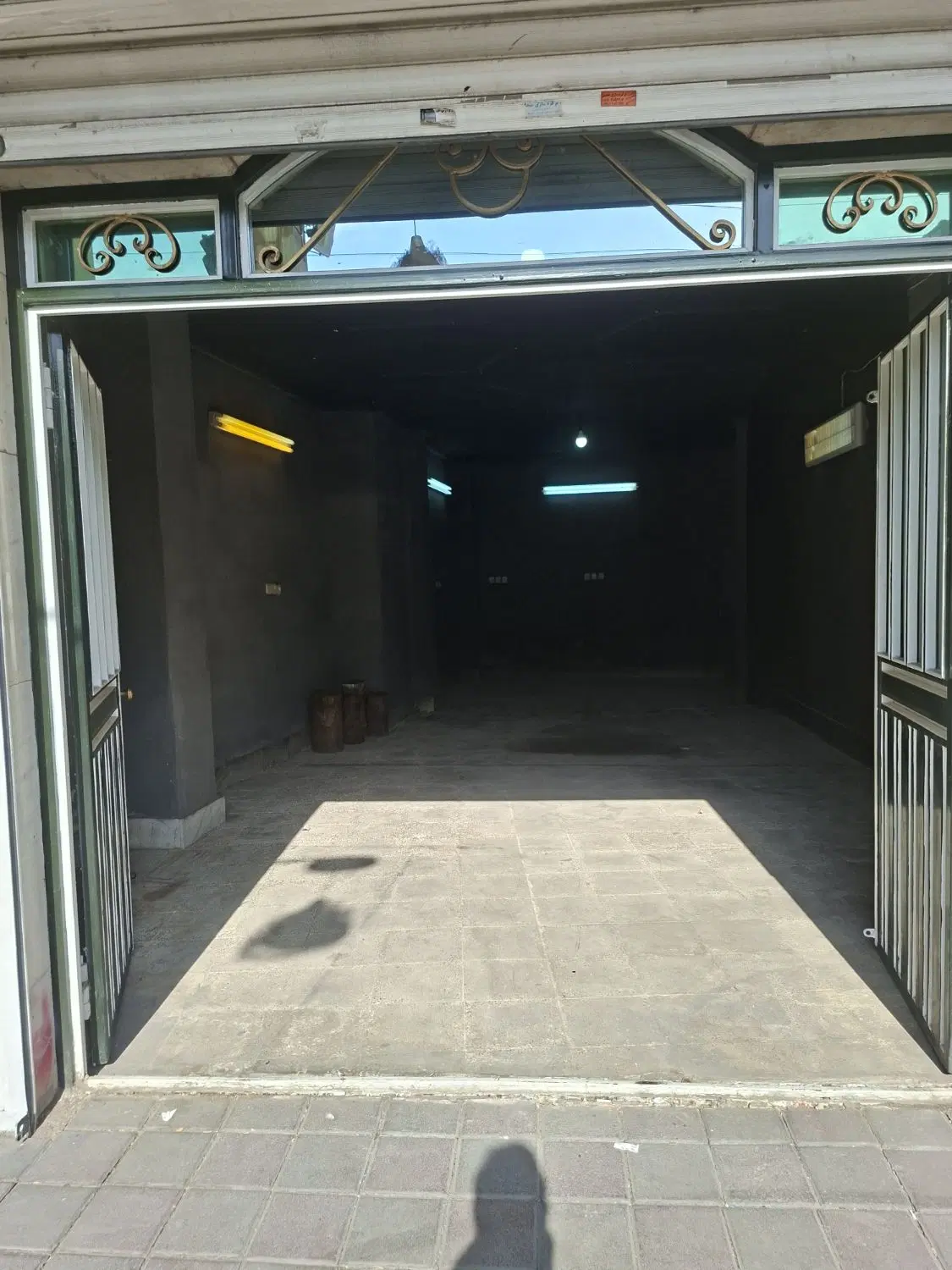 مغازه ۴۵ متری خیابان تختی