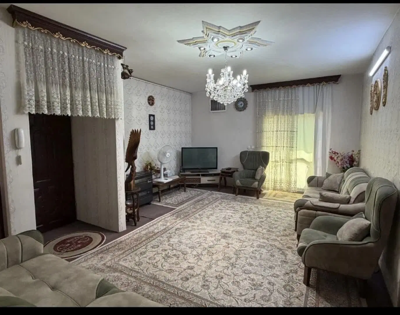 فروش آپارتمان  در چهار صد دستگاه  ۹۲ متر