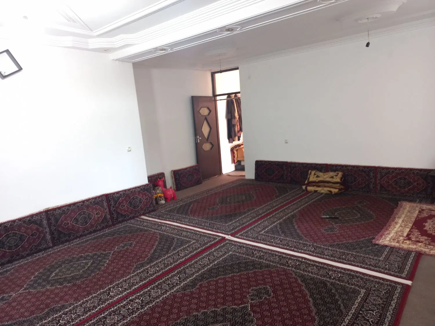 خانه ویلای کانی کوزله دوطبقه طبقه یک به فروش میرسد