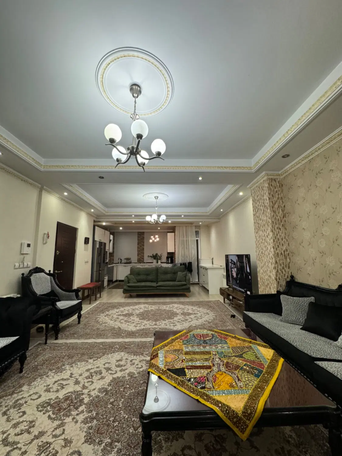 ۸۵متر ۱۰ساله _ روبه‌نما