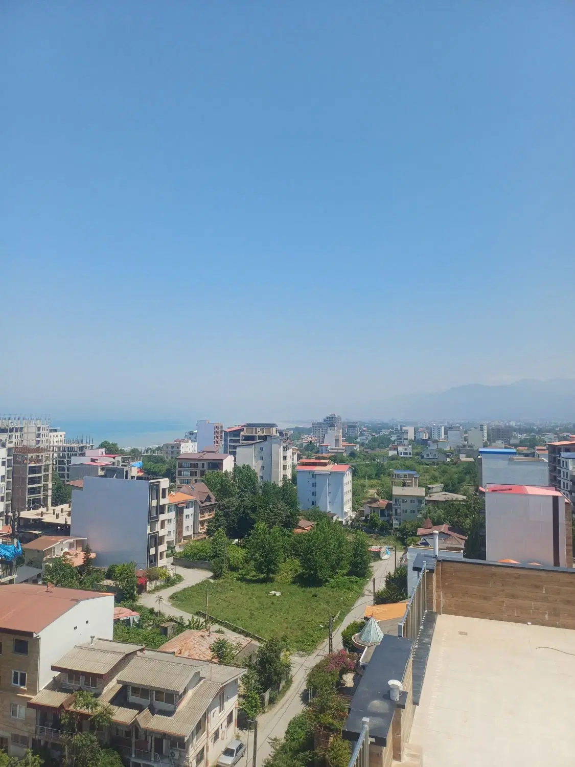 آپارتمان ساحلی ۲۷۰ متر ۴ خوابه