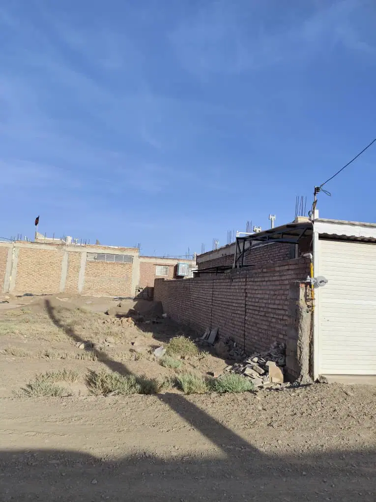 زمین ۱۲ قصبی دهچنار