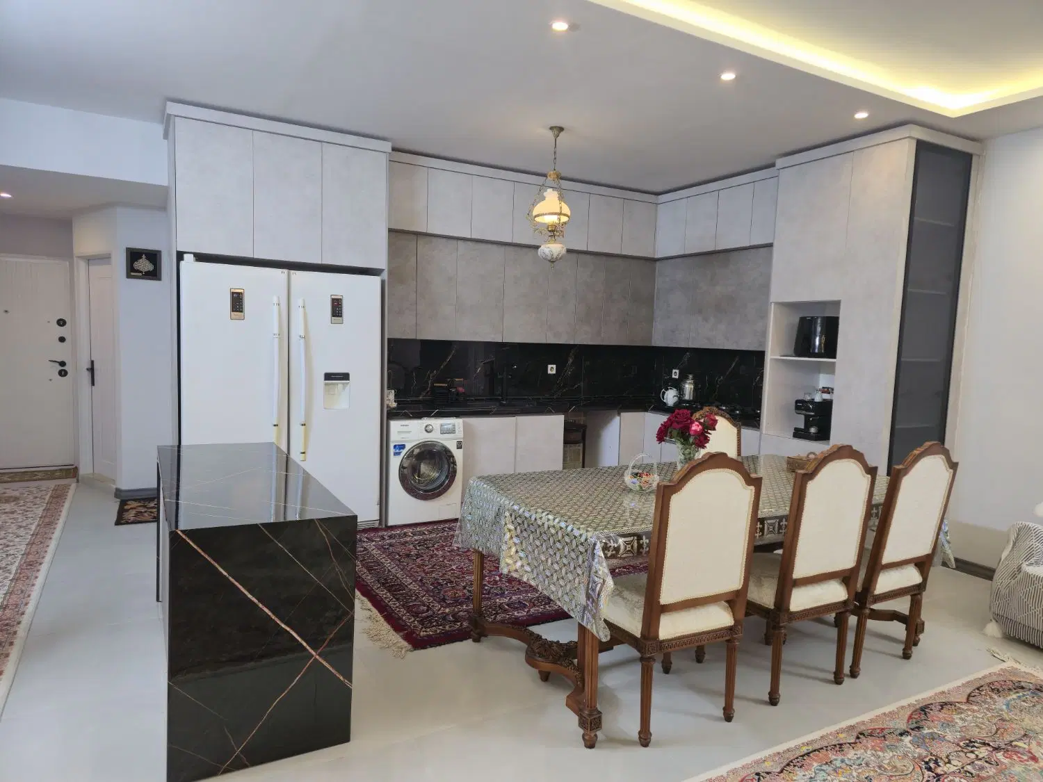 آپارتمان ۱۷۲ متری