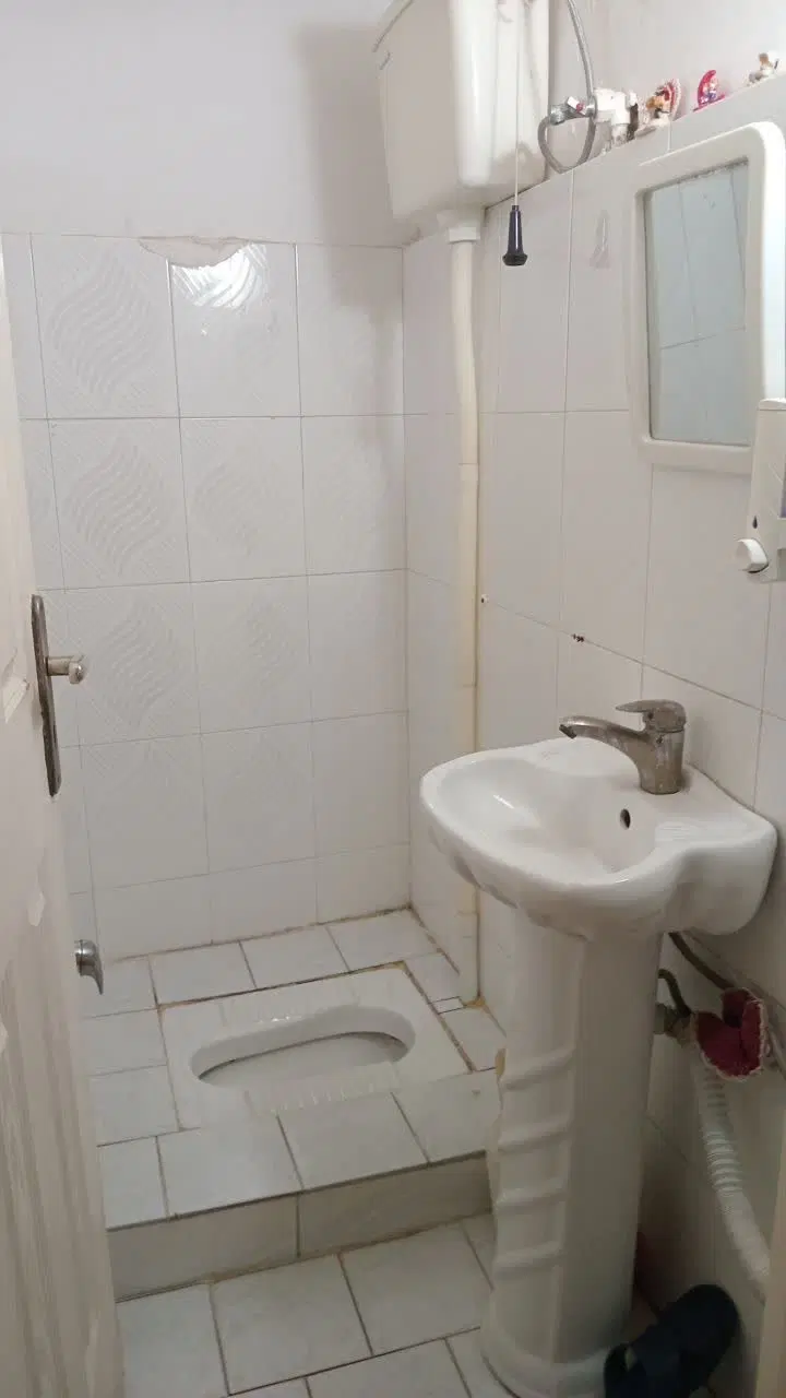 خونه شکار داخل کامیاب