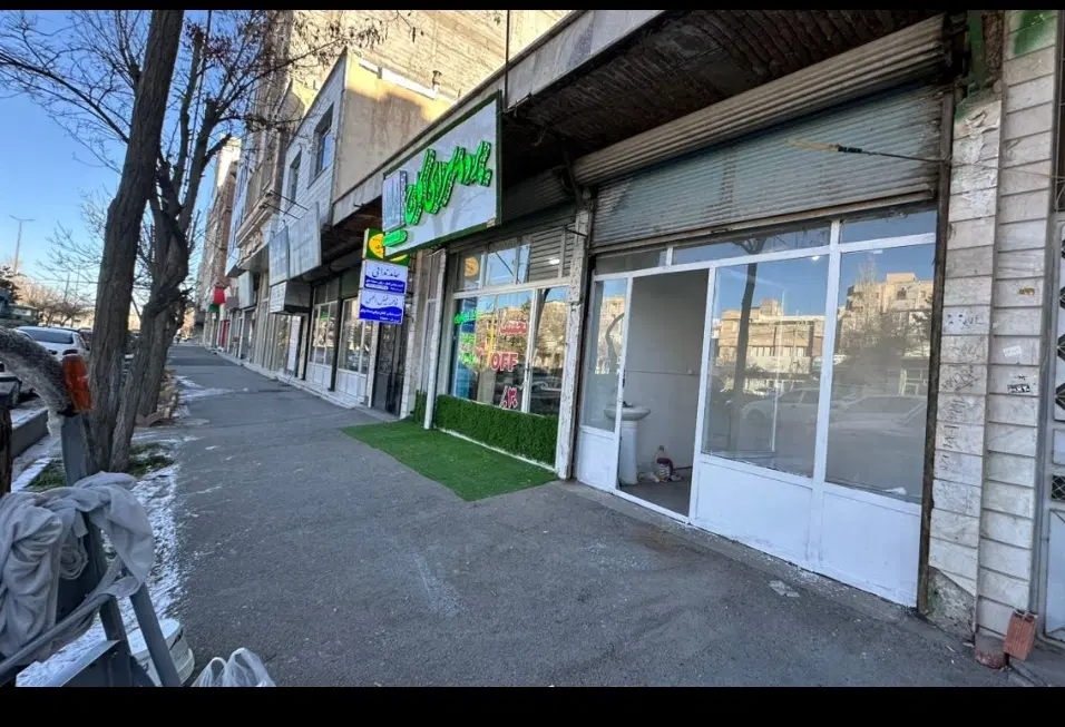۱۴ متر برخیابان باکری