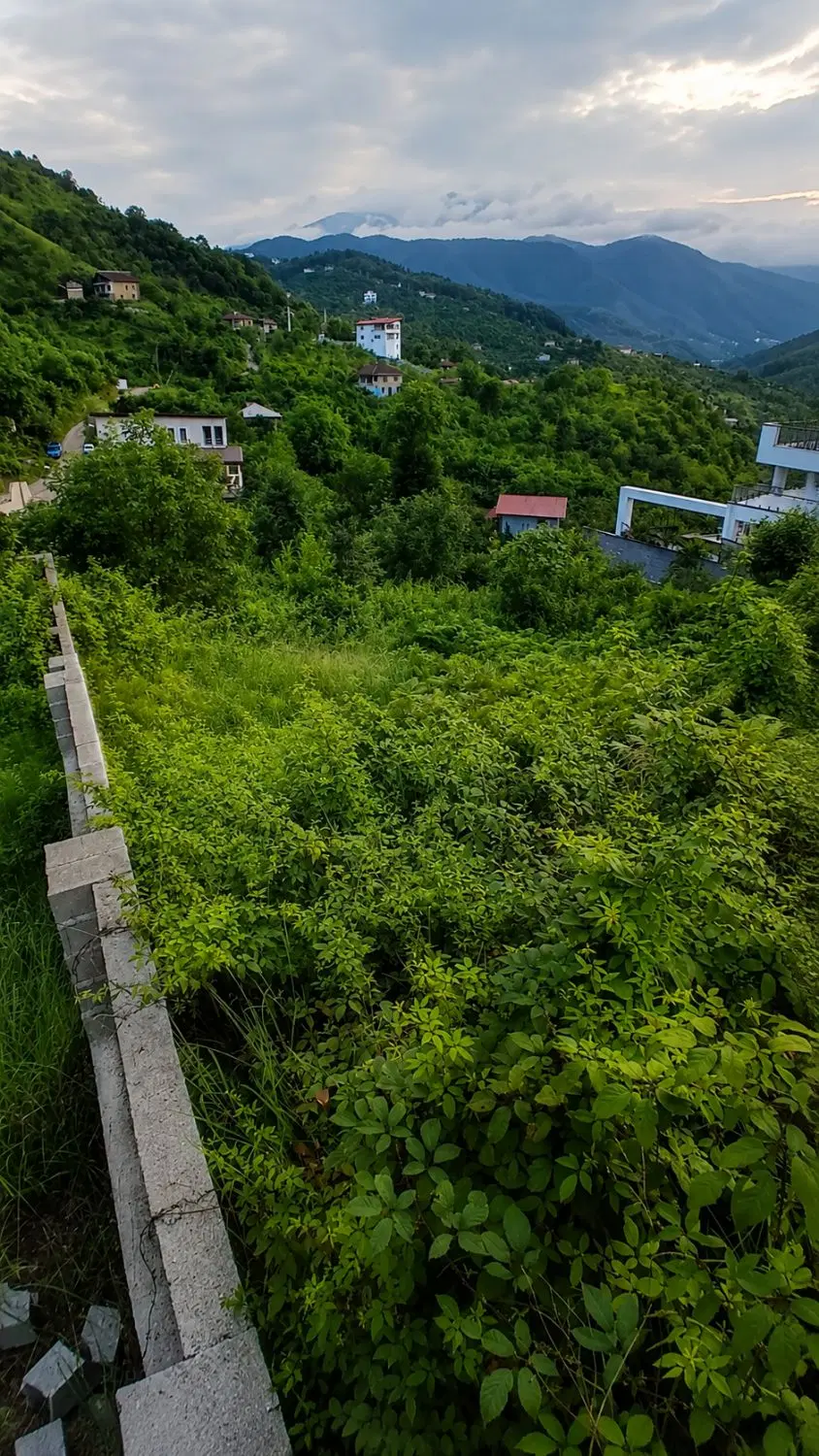 ۴۰۰ متر زمین مسکونی