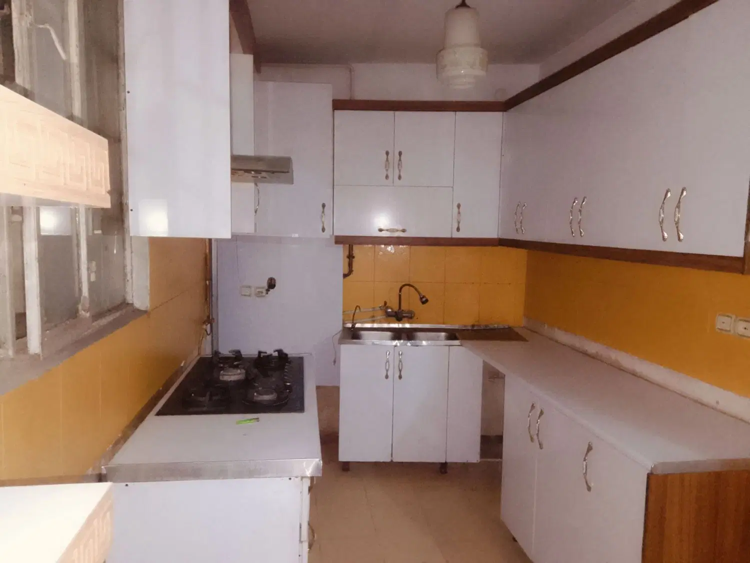 خونه 70 متری با حیاط دربست