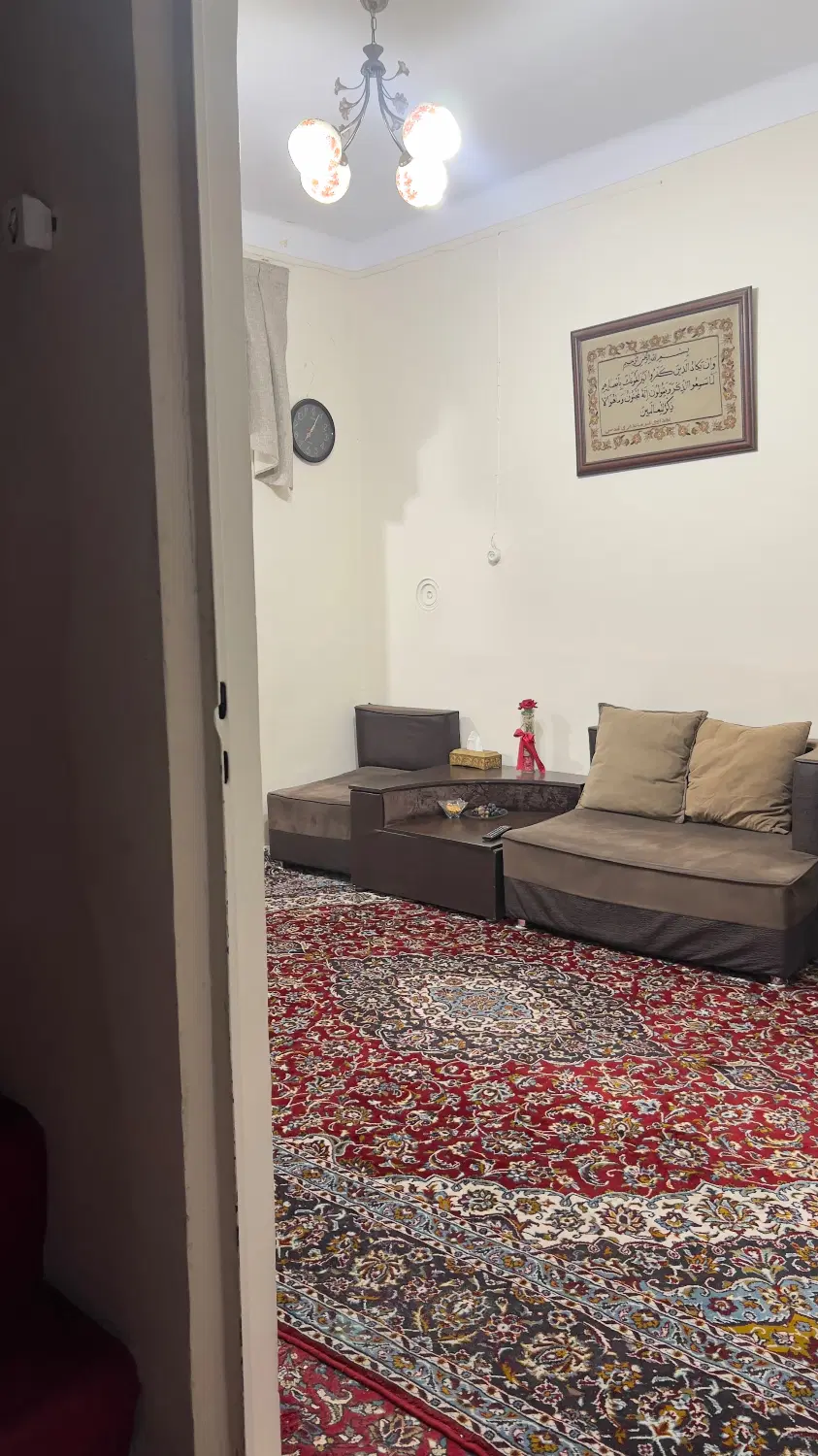 خانه دربست ملک دوطبقه نورگیر