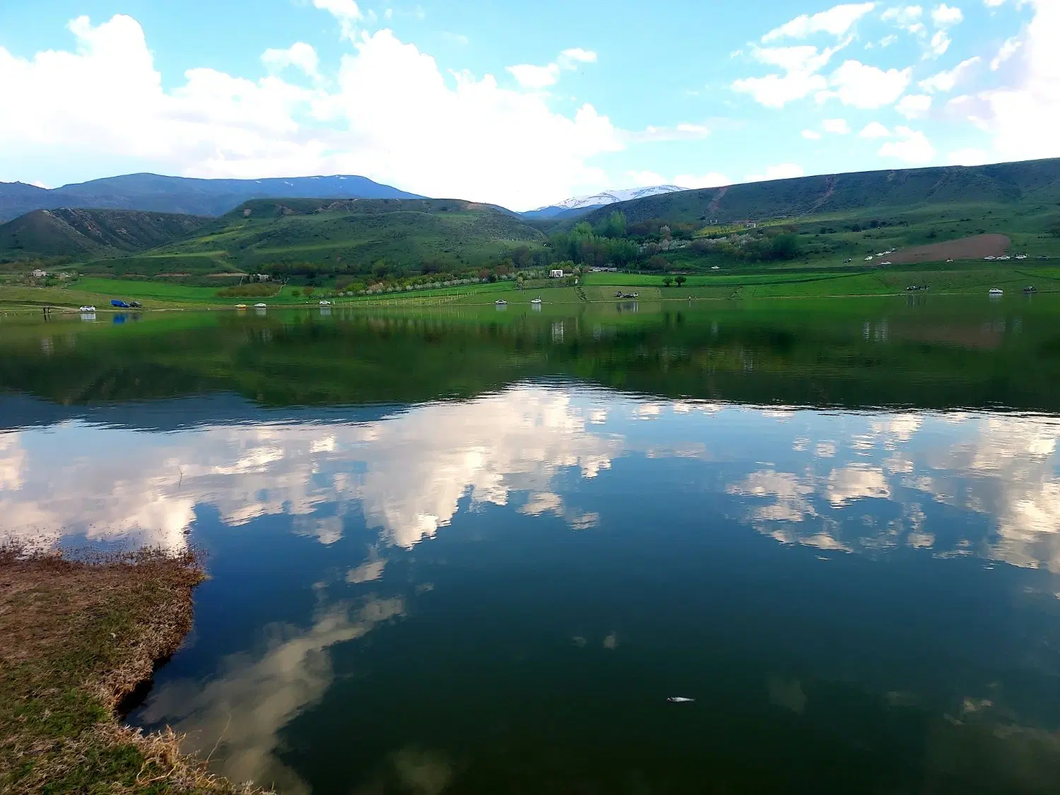چند قطعه زمین مسکونی در روستای جبدرق