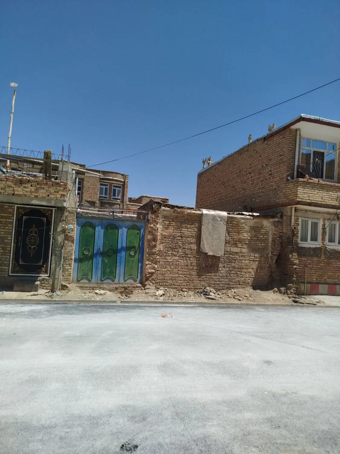 ملک‌کلنگی‌متراژ‌130‌متر‌بابر8