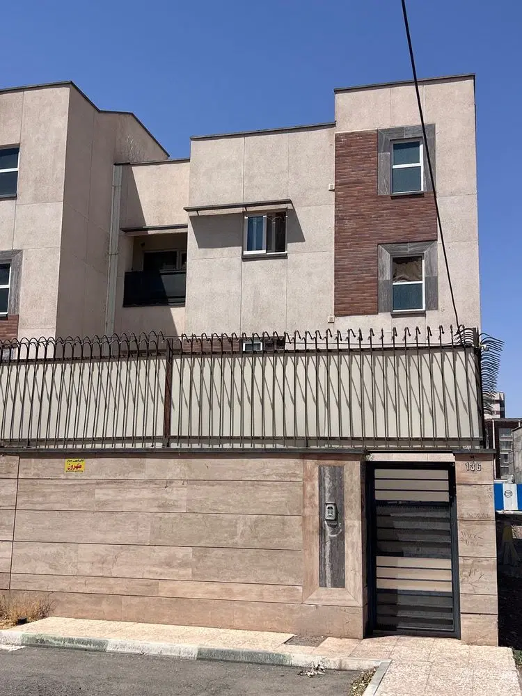 رهن و اجاره دوطبقه دربست موقعیت اداری آموزشی