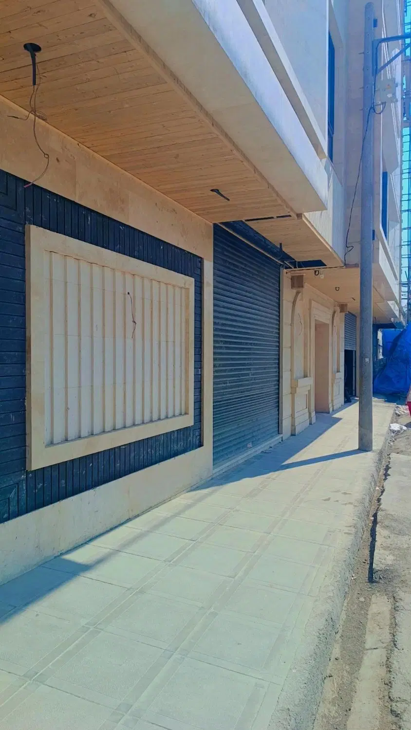 255 متری جانباز