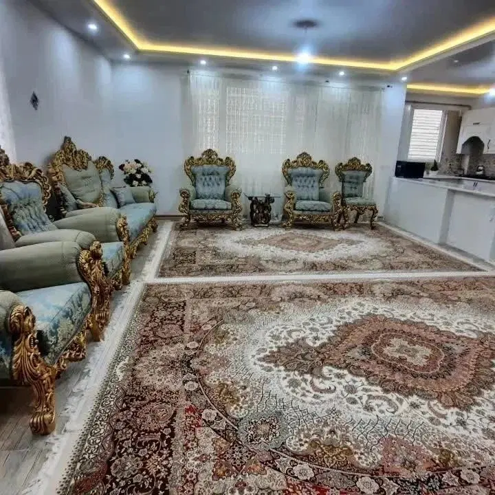آپارتمان طبقه اول فروشی