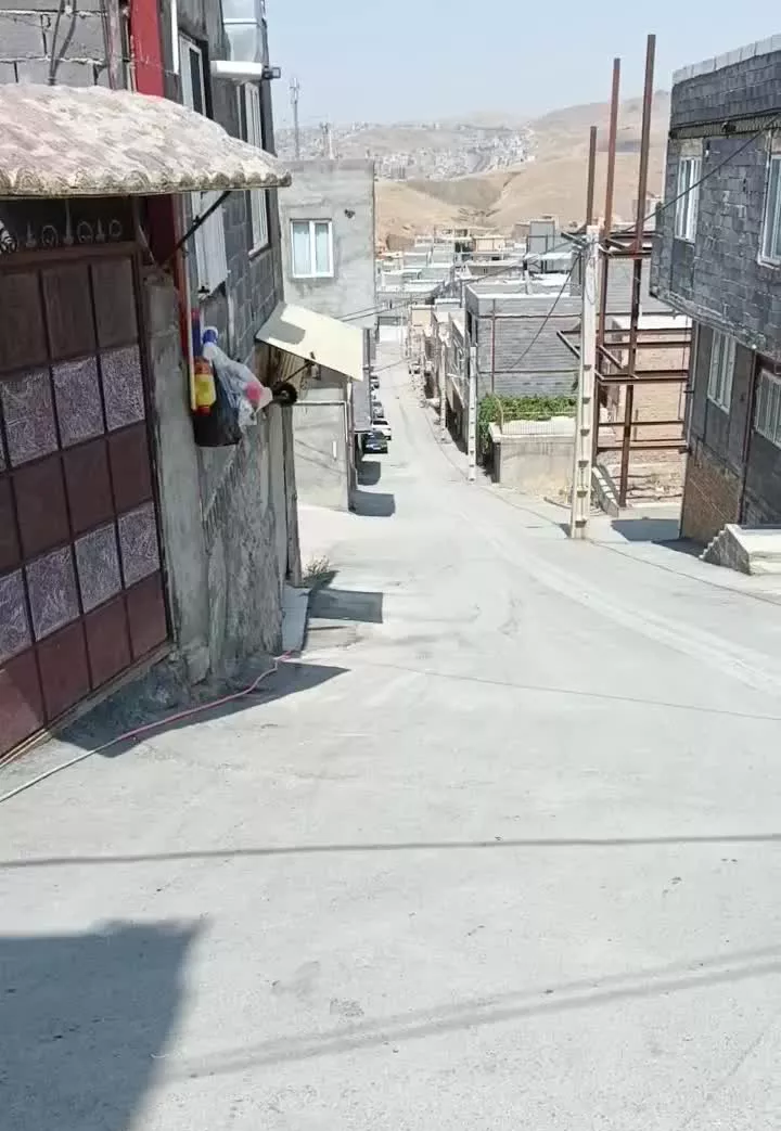 یک طبقه نیمه کاره همکف اساوله