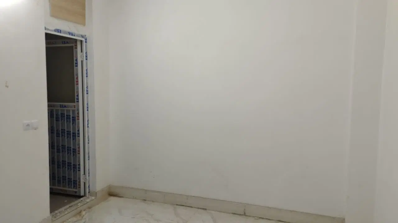 ۹۰متر_همکف_۲خواب_راه مجزا_نبوی منش تخفیف پا معامله