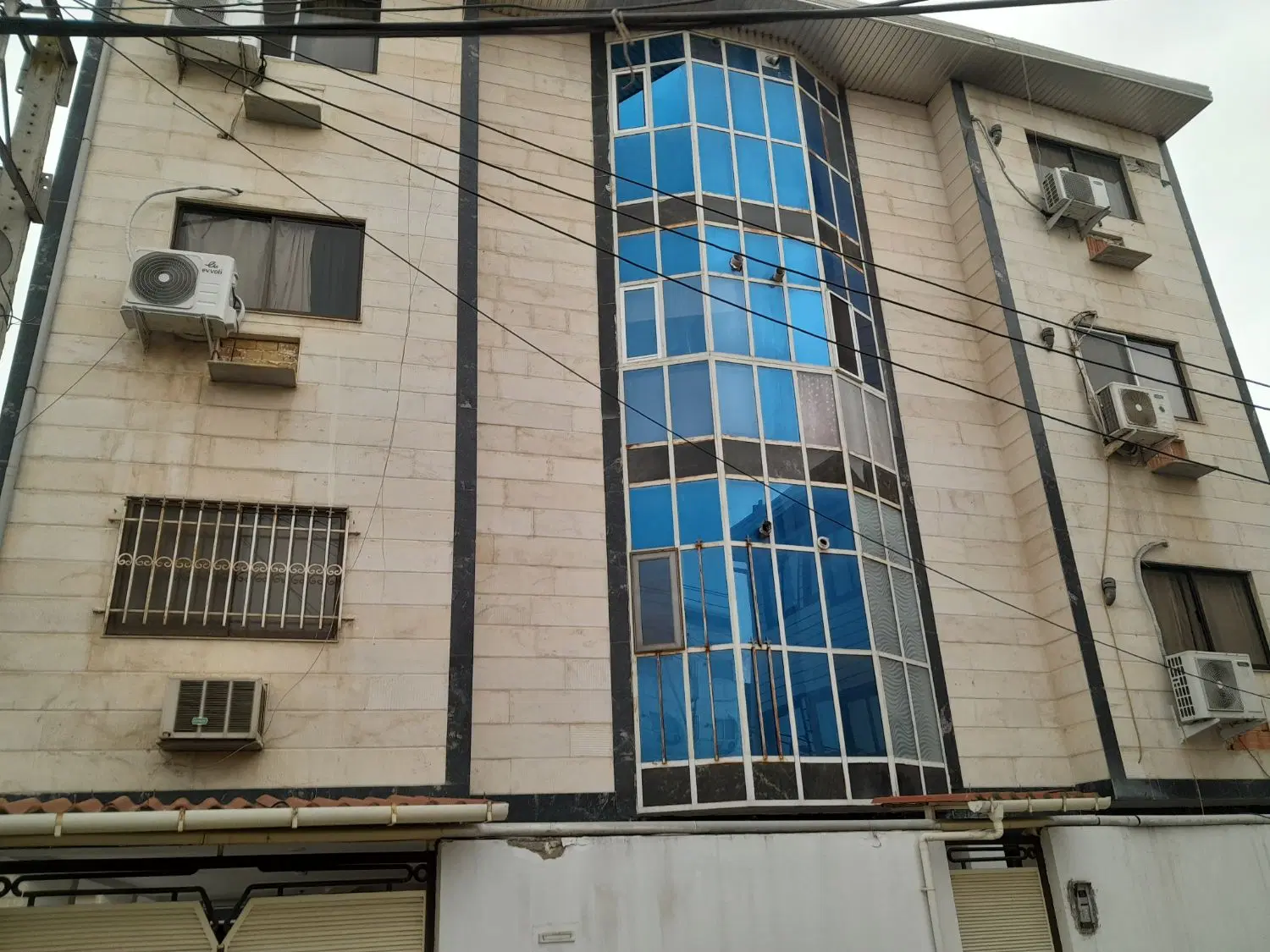اجاره آپارتمان در بهترین موقعیت مکانی (قلب شهر)