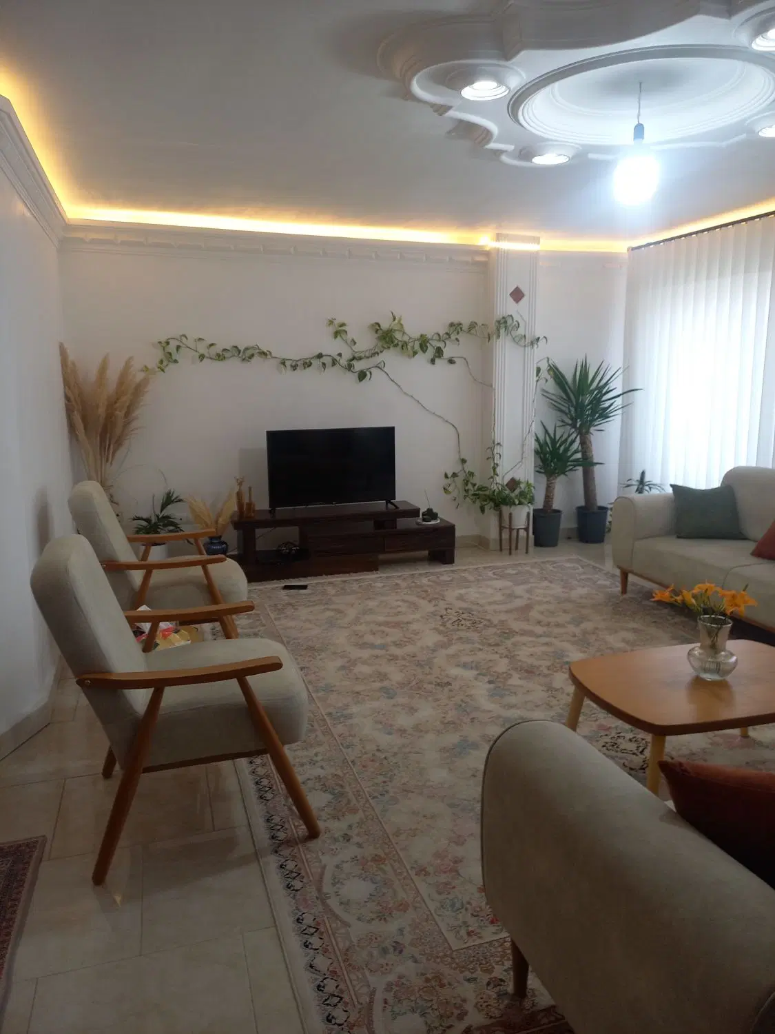 آپارتمان ۸۳ متری اقتصادی