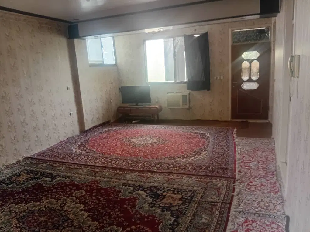 اجاره ای بدون مالک در خیابان جویبار