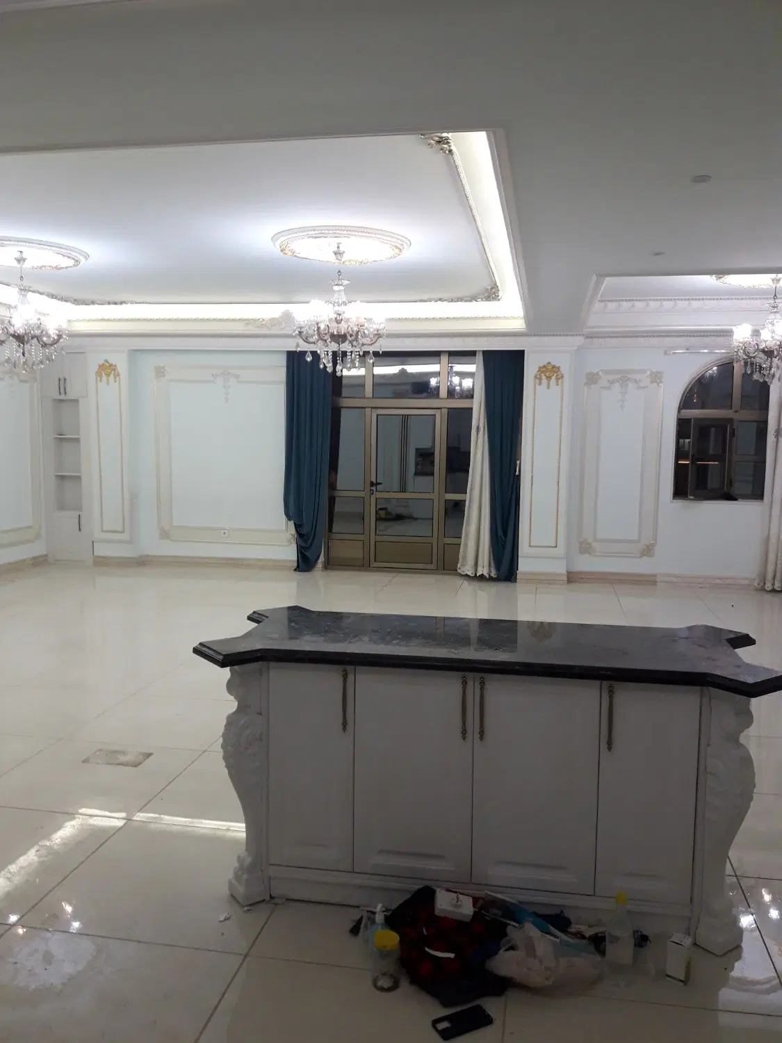 اجاره یک واحد 200متری