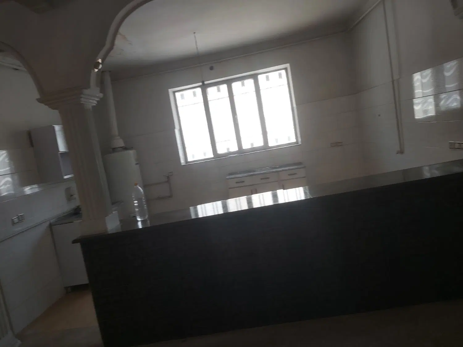 خانه ۲۰۰متری،پشت میدان بار