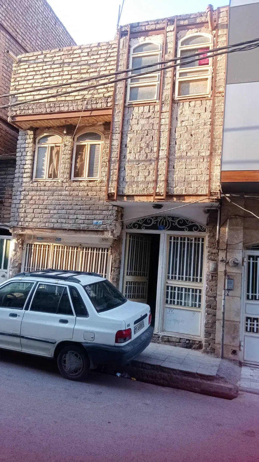 خانه ویلایی دوطبقه نیم باپارکینگ