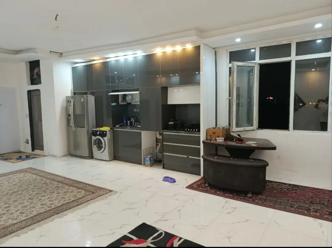 آپارتمان دوخوابه تراس دار وکیل اباد