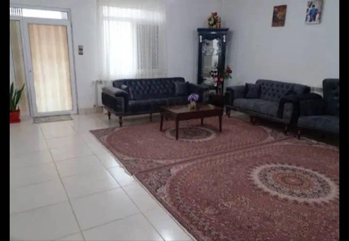 اجاره یک واحد مسکونی