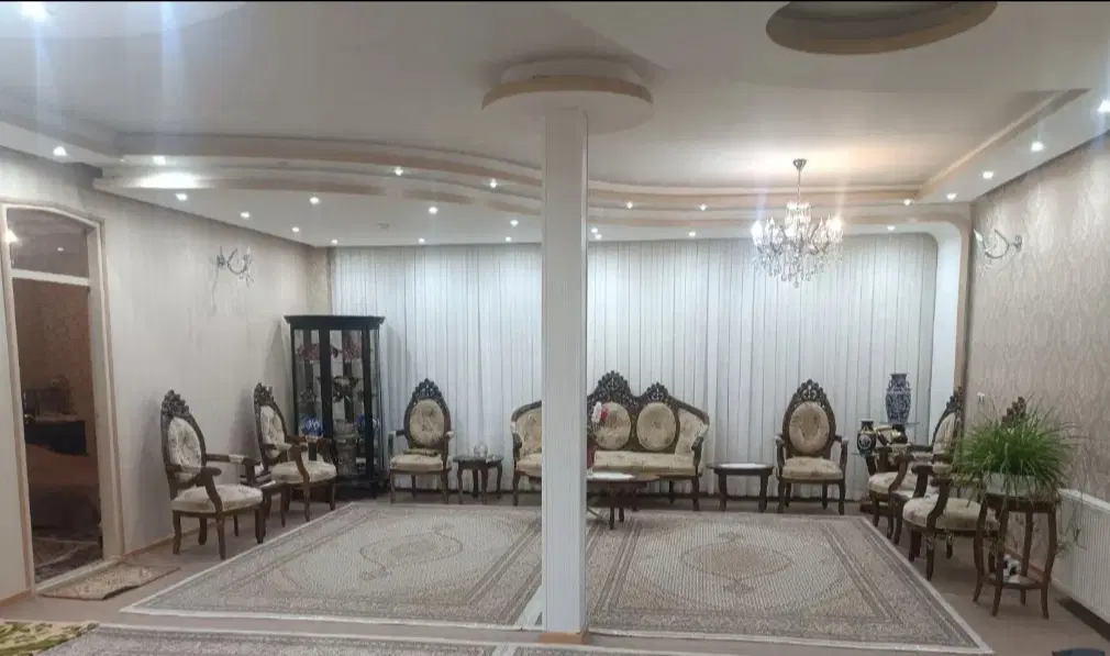 ویلایی زرناس ۲۳۰ متر_دو طبقه_جنوبی