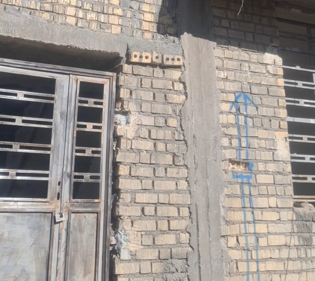 اسکلت دوطبقه در به حیاط    کوچه۳۷ شاپورجان