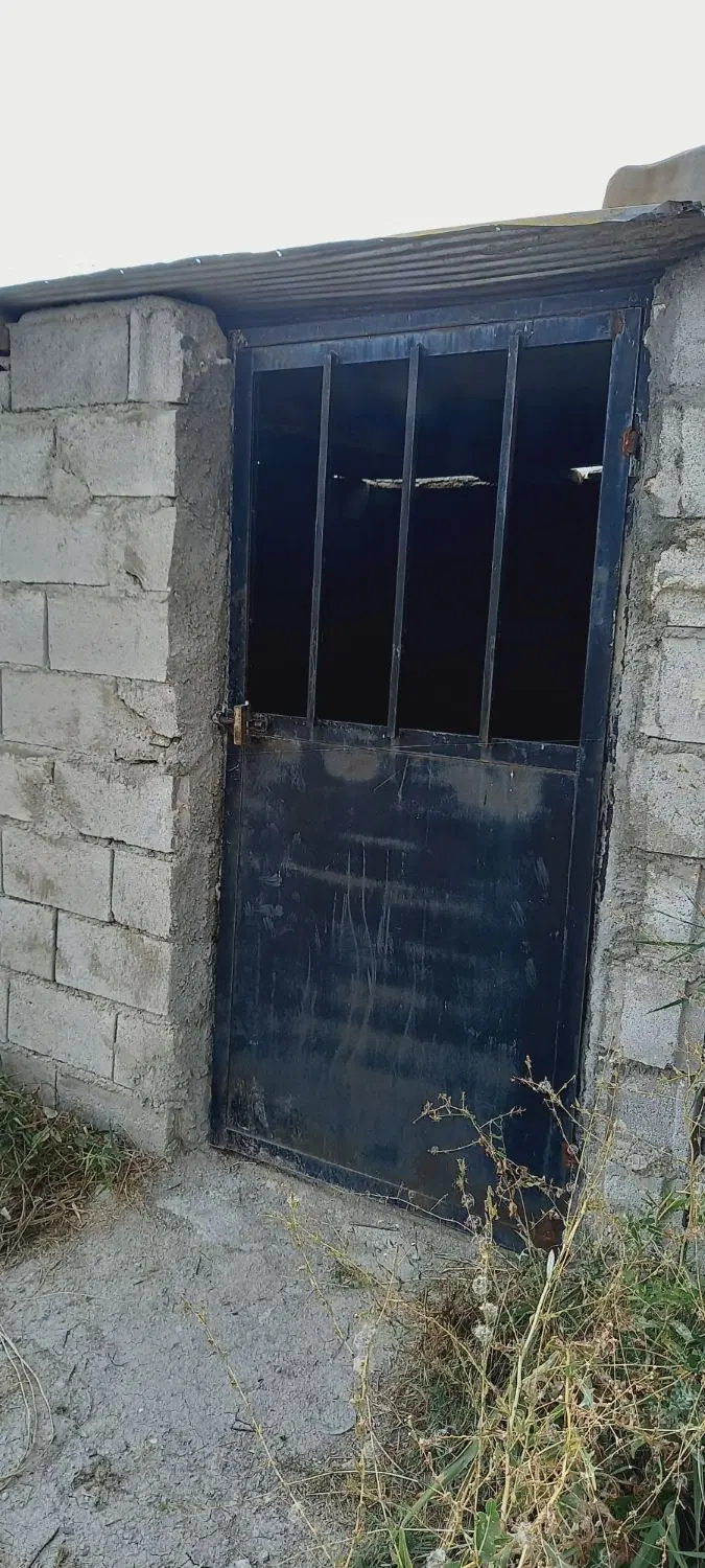 فروش باغچه ۵۰۰ متر با خانه ویلایی