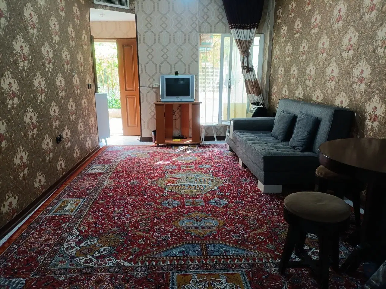 همخونه دانشجویی