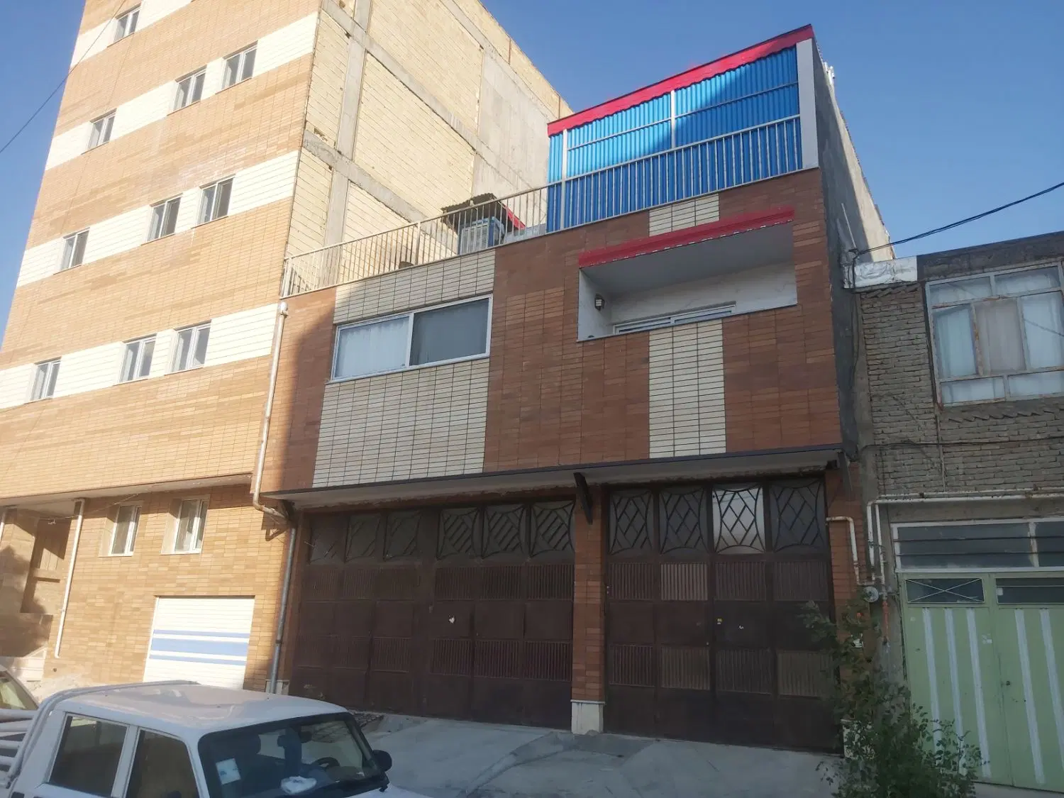 یک طبقه از دو طبقه