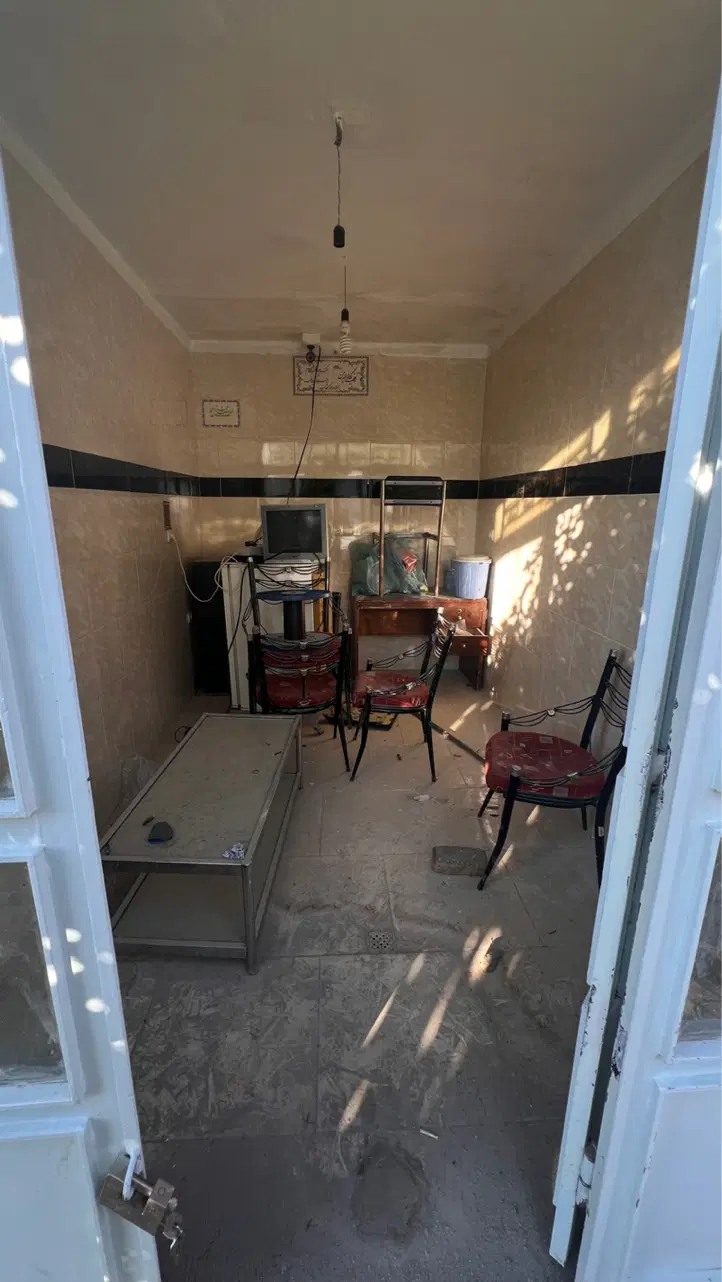 یک باب مغازه ۱۰متری