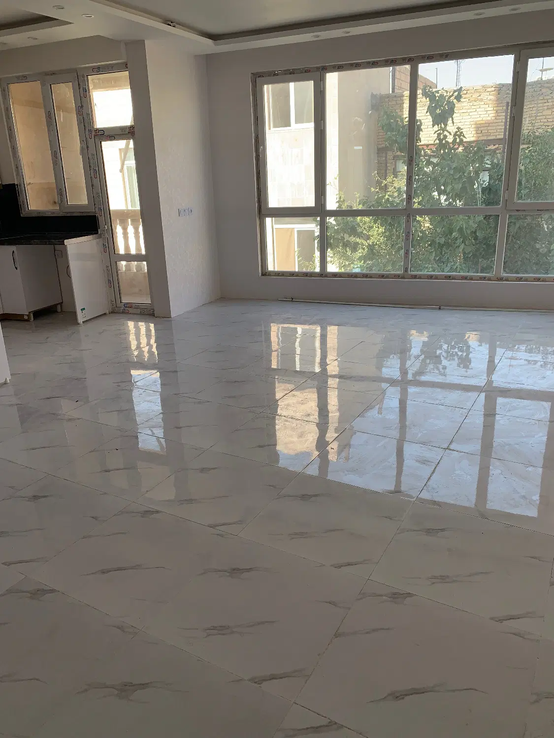 آپارتمان ۱۲۰ متری صفر. مطهری شمالی، حسین زاده
