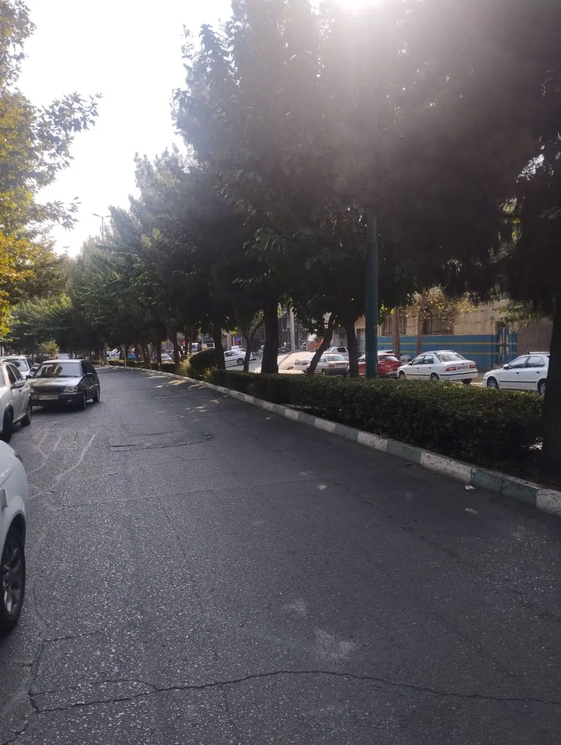 یک باب مغازه ۳۲ متر سندی دارای سرویس بهداشتی