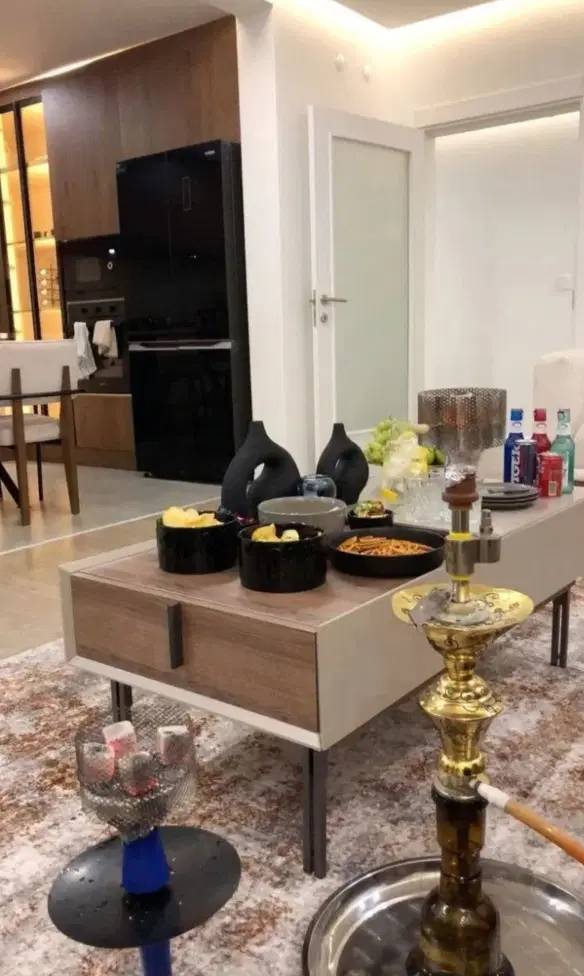 همخونه میخوام