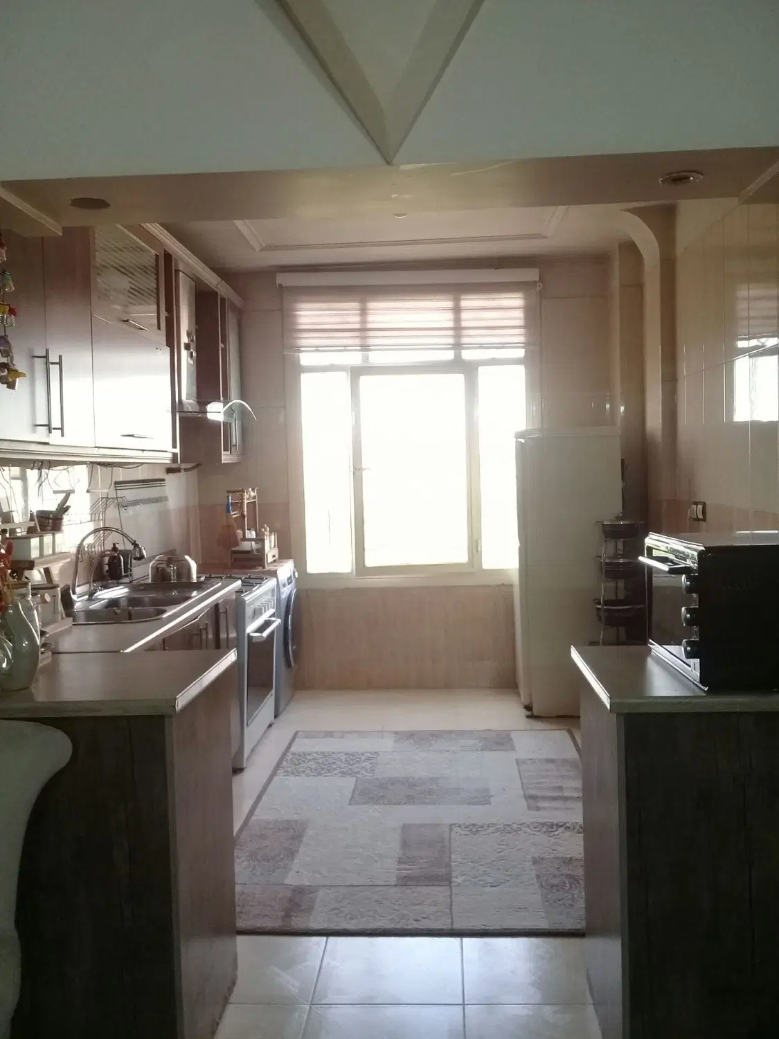 آپارتمان طلاییه