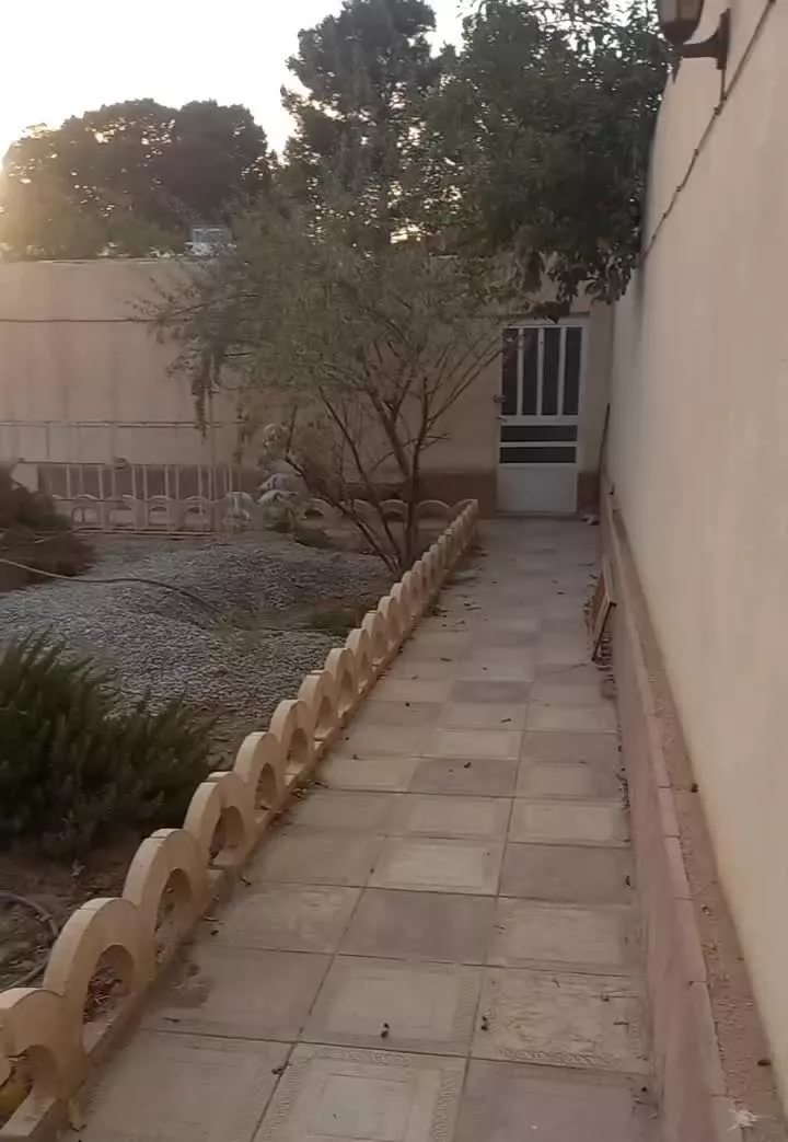 باغ ویلا استخر دار ۱۰۰۰ متری