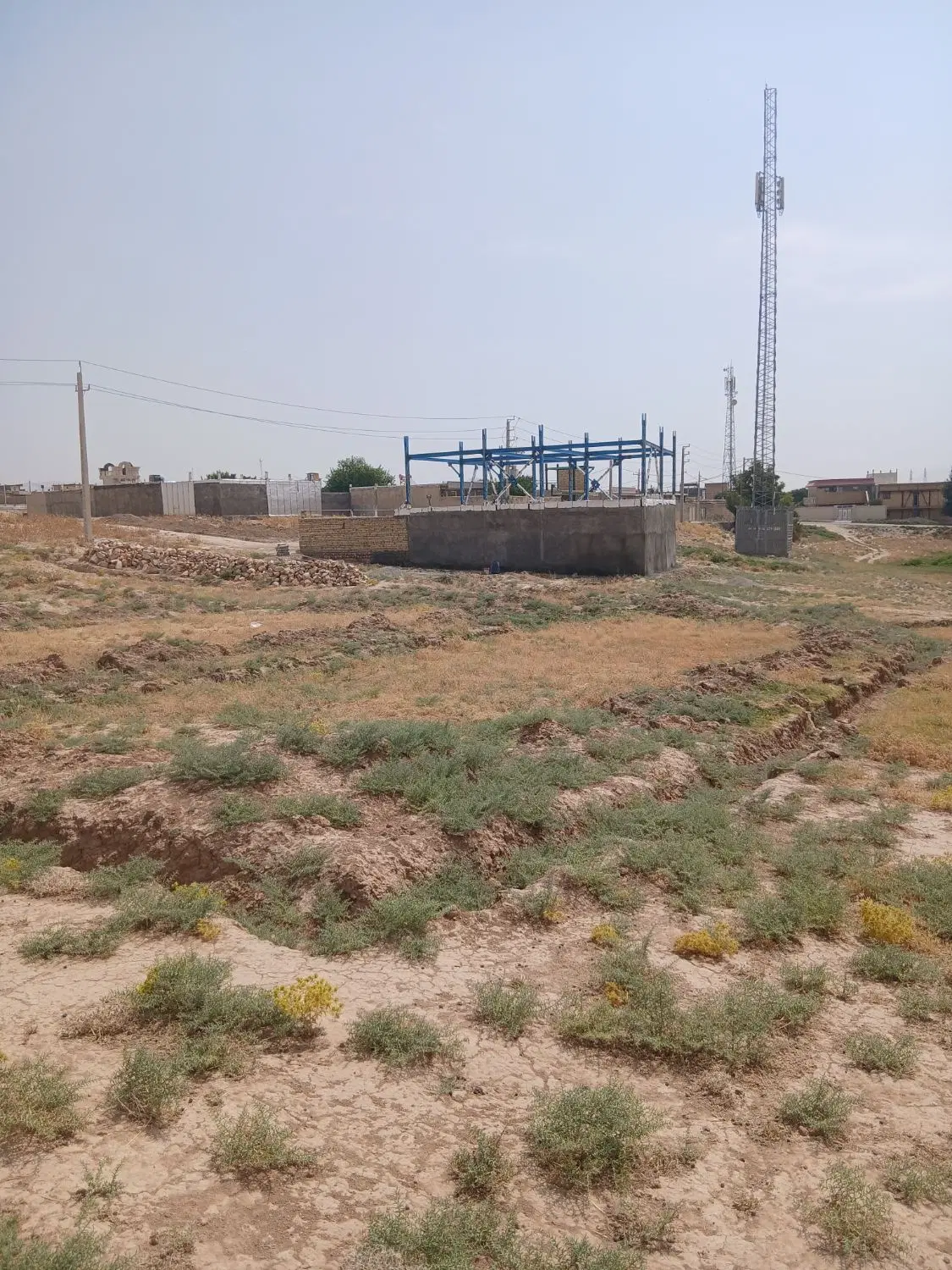 زمین مسکونی