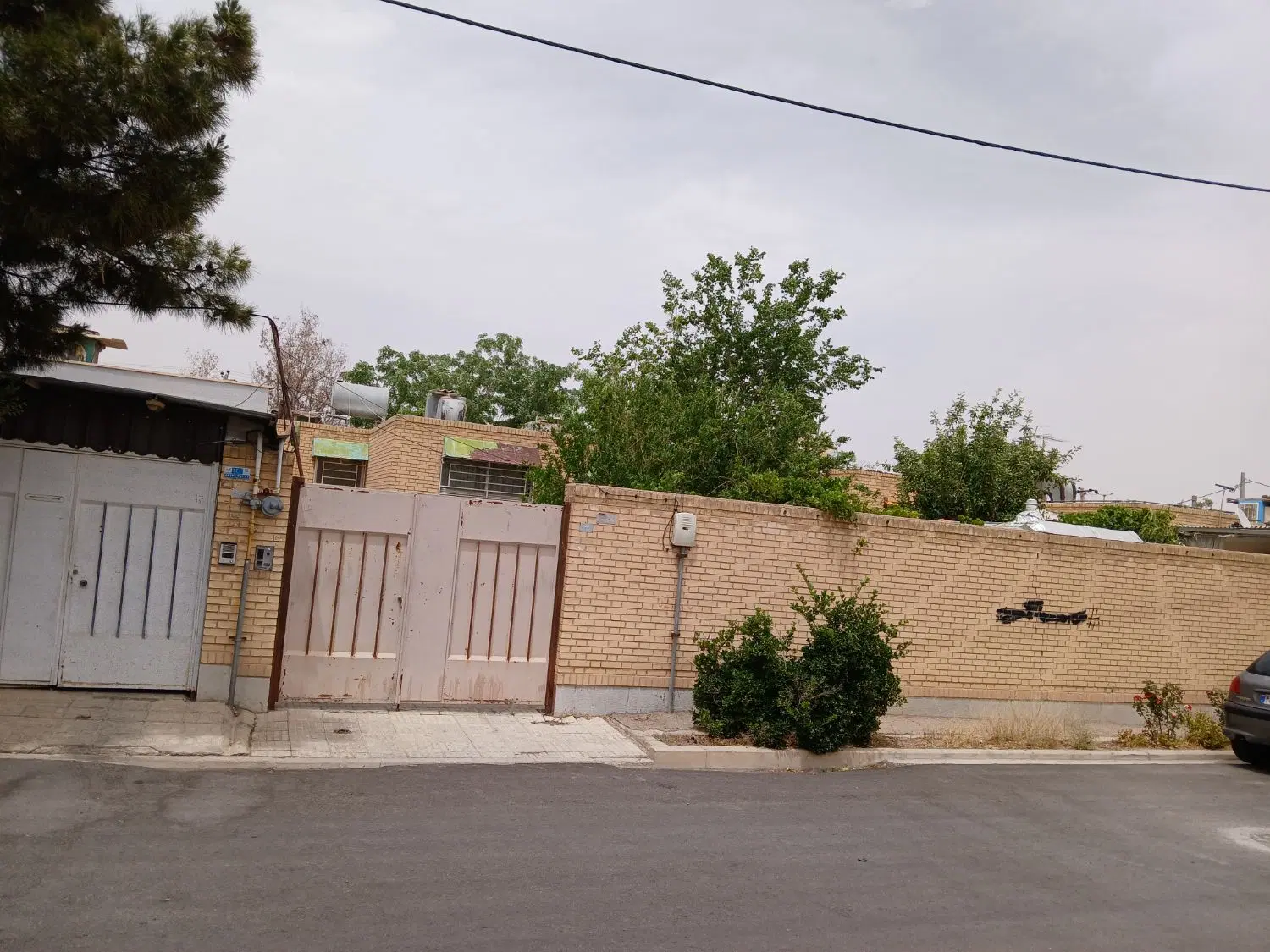 ویلائی شهرک پردیس با مغازه بهترین موقعیت
